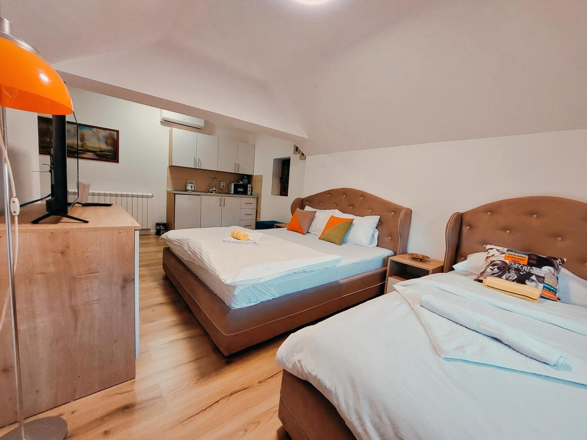 Buba Palace Niksic ภายนอก รูปภาพ